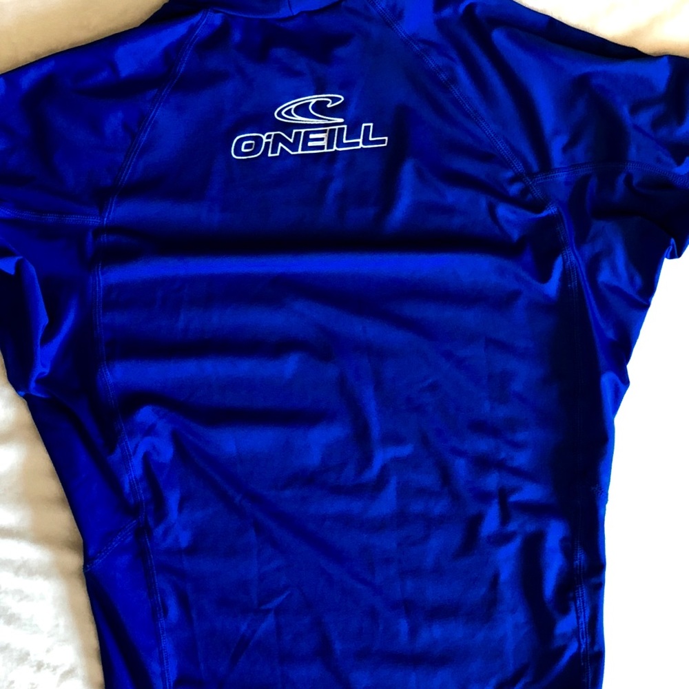 O’neill Brand New Rash Guard - Picture 4 of 4